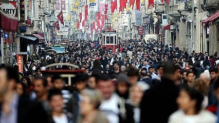 TÜİK: 2021'de Türkiye'ye göç yüzde 117 arttı... En fazla yabancı girişi bu 5 ülkeden 