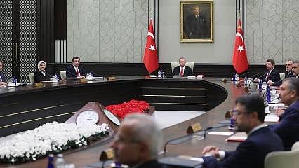 Memur ve emeklinin gözü Kabine'de 