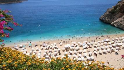 Antalya'ya 8 ayda en çok ziyaretçi gönderen ülke: Yüzde 32,5 artış var 