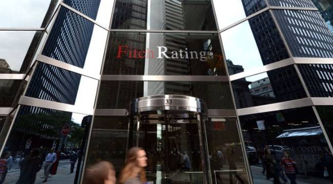 Fitch, ABD'nin kredi notunu negatif izlemeye aldı