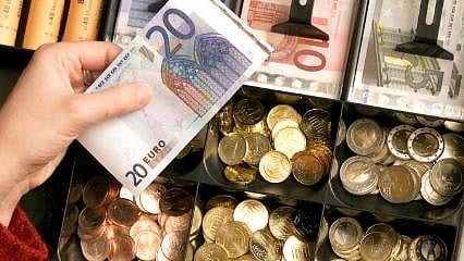 Euro Bölgesi'nde enflasyon geriledi 