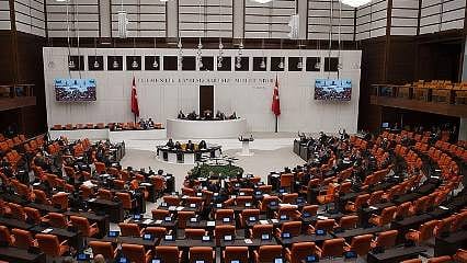  Emekliye zam ve geçici işçiye kadro düzenlemesi Meclis'te 