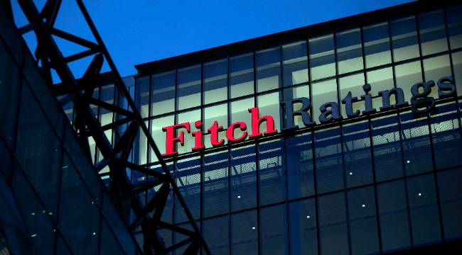 Fitch'ten ABD'ye kredi uyarısı 