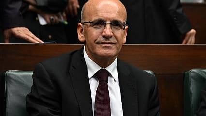 Bakan Şimşek yeni düzenlemeyi duyurdu... Döviz getirene vergi indirimi 