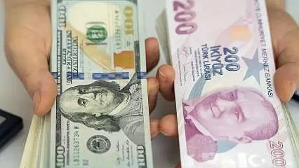 TCMB beklenti anketi: Yıl sonu enflasyon tahmini arttı, dolar/TL düştü 