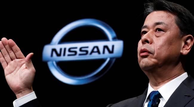 Nissan CEO'su elektrikli otomobiller için yeni yol haritasını açıkladı 