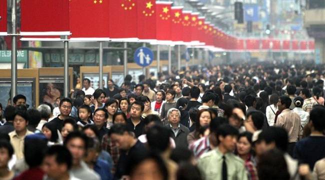 Çin'in nüfusu, 61 yıl sonra ilk kez azaldı