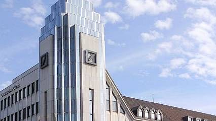 Deutsche Bank, Rus teknoloji merkezlerini kapatmaya hazırlanıyor
