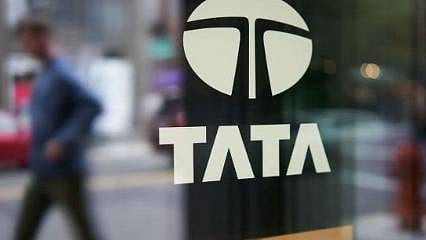 Hintli Tata'dan İngiltere'ye 4 milyar sterlinlik dev yatırım