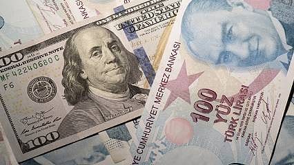 Bankacılık devinden 'dolar/TL' ve 'faiz' tahmini 