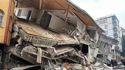 EBRD, Türkiye için büyüme tahminini deprem nedeniyle düşürdü 