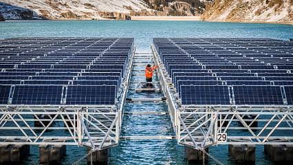 Elektrik üreticilerinin gündemi: Yüzer güneş enerji santralleri
