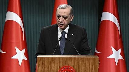 Enflasyon, F-16 meselesi, sivil anayasa... Erdoğan'dan Nahçıvan dönüşü açıklamalar 
