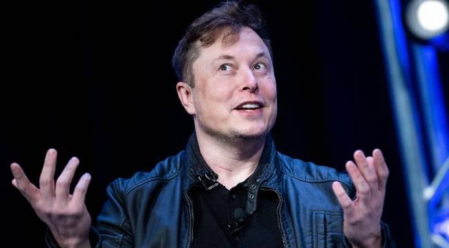 Elon Musk yeniden dünyanın en zengin insanı oldu 