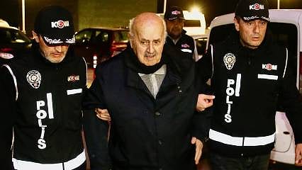 Hatay'da yıkılan Rende Sitesi'nin arsa sahibi tutuklandı
