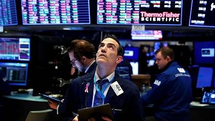 New York borsası enflasyon verisi sonrası yükselişle açıldı