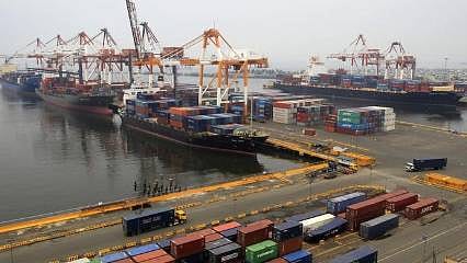 ABD'de dış ticaret açığı ocakta arttı