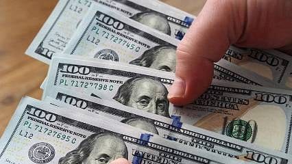 Dolar ve euroda günün ilk rakamları 
