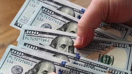 Dolar ve euroda günün ilk rakamları 
